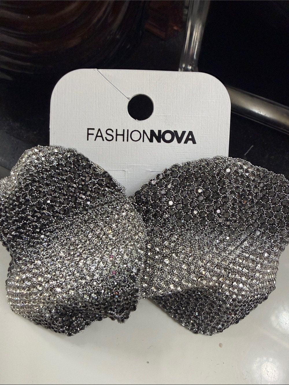 Fashion Nova Silver Rhinestone Petal Hair Clips